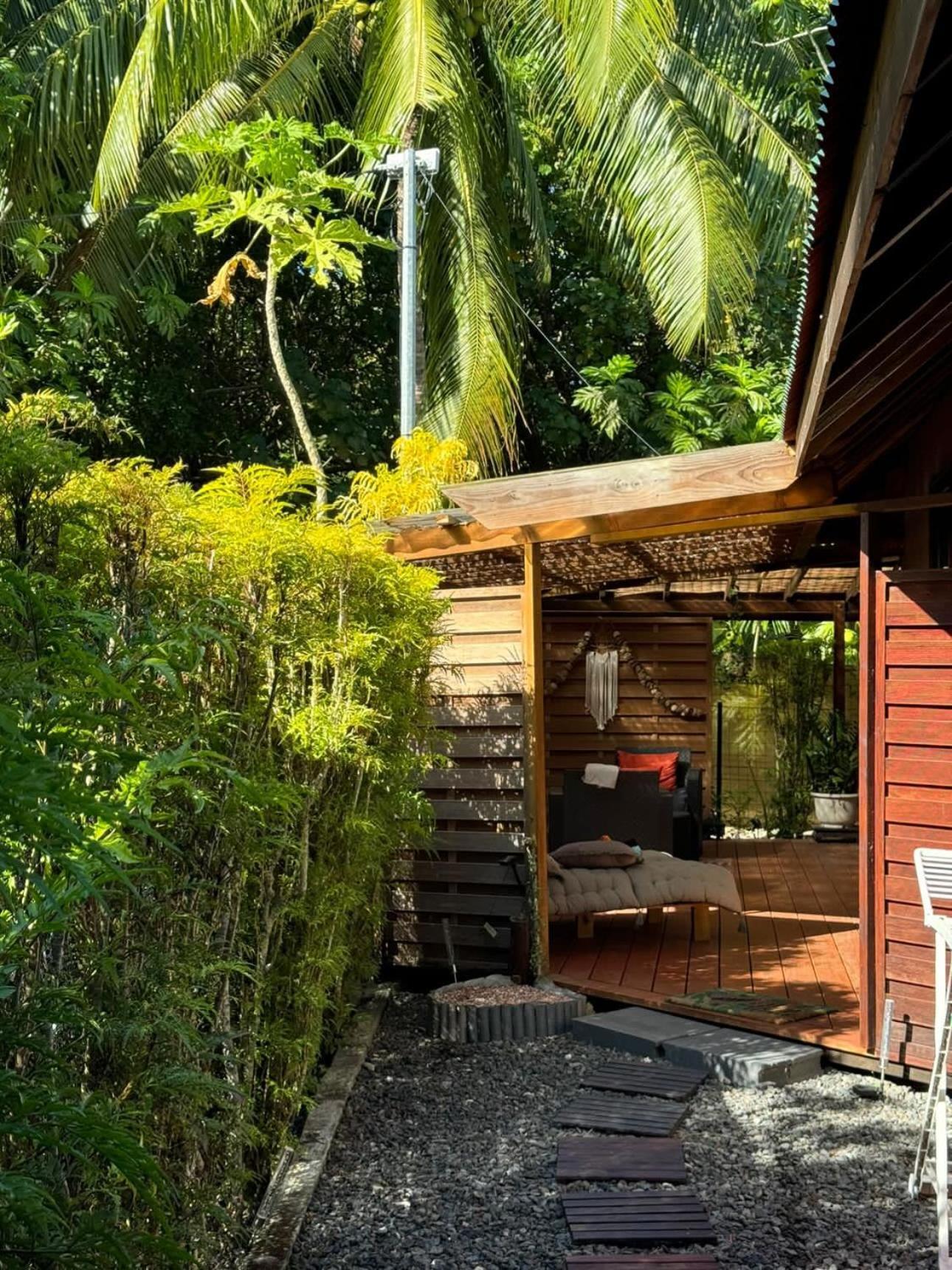Faaora Lodge, Little Paradise Haapiti Exteriér fotografie